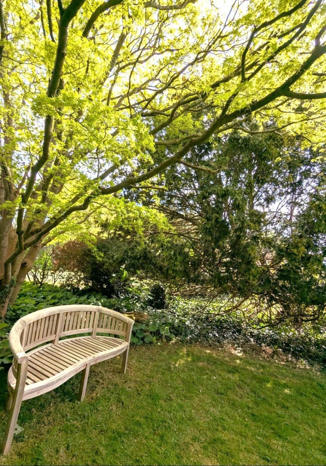 Unique & Rural Child Friendly Annexe With Large Gardens, Games & Tennis Court - Chichester Holiday Properties Exterior photo